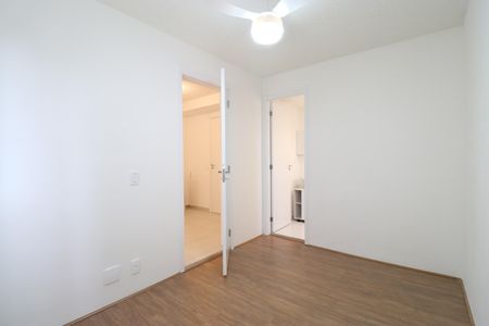Quarto  de apartamento para alugar com 1 quarto, 27m² em Parque Industrial Tomas Edson, São Paulo