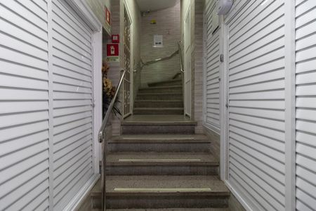 Apartamento para alugar com 71m², 2 quartos e sem vagaEntrada