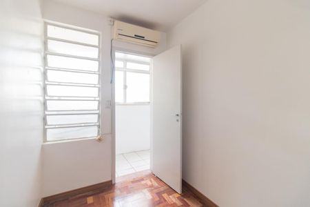 Apartamento para alugar com 71m², 2 quartos e sem vagaQuarto de Serviço