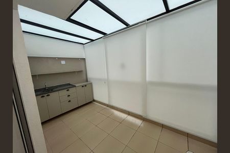 Apartamento para alugar com 58m², 2 quartos e 1 vaga Apartamento para alugar com 58m², 2 quartos e 1 vagaVaranda