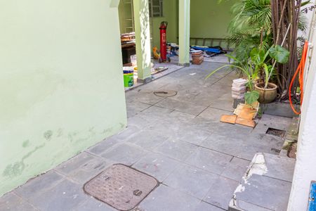 Casa para alugar com 80m², 2 quartos e sem vaga Casa para alugar com 80m², 2 quartos e sem vagaQuintal