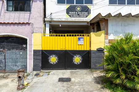 Casa para alugar com 80m², 2 quartos e sem vaga Casa para alugar com 80m², 2 quartos e sem vagaFachada