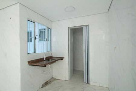 Cozinha  de kitnet/studio para alugar com 1 quarto, 35m² em Jardim Simus, Sorocaba