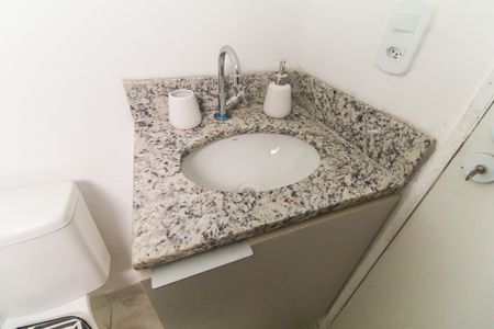 Apartamento para alugar com 57m², 2 quartos e 1 vaga Apartamento para alugar com 57m², 2 quartos e 1 vagaBanheiro