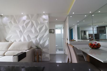 Sala de apartamento à venda com 2 quartos, 56m² em Vila Osasco, Osasco