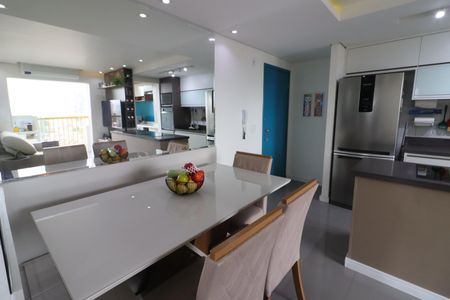 Apartamento à venda com 56m², 2 quartos e 1 vagaSala