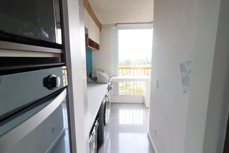 Apartamento à venda com 56m², 2 quartos e 1 vagaCozinha e Área de Serviço