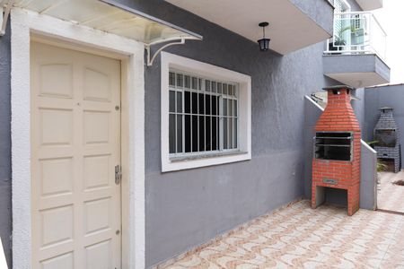Casa para alugar com 72m², 2 quartos e 1 vagaÁrea comum - Churrasqueira particular