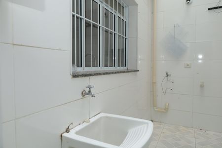 Casa para alugar com 72m², 2 quartos e 1 vagaÁrea de Serviço