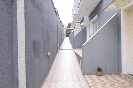 Casa para alugar com 72m², 2 quartos e 1 vagaÁrea comum 