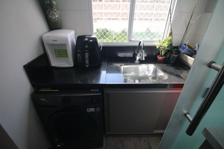 Apartamento para alugar com 56m², 2 quartos e 1 vagaCozinha e Área de Serviço