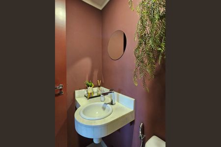 Apartamento à venda com 148m², 4 quartos e 3 vagasLavabo