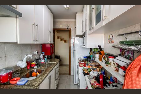 Apartamento à venda com 56m², 2 quartos e 2 vagas Apartamento à venda com 56m², 2 quartos e 2 vagasCozinha