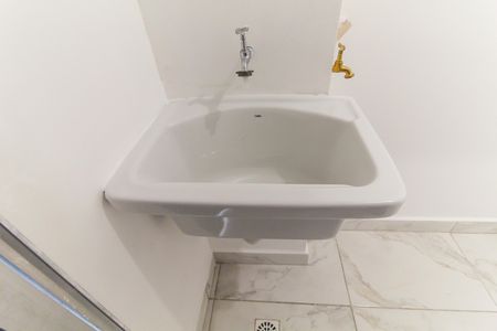 Apartamento para alugar com 56m², 2 quartos e 1 vaga Apartamento para alugar com 56m², 2 quartos e 1 vagaCozinha e Área de Serviço