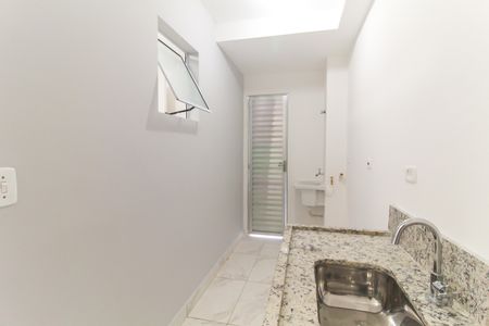 Apartamento para alugar com 56m², 2 quartos e 1 vaga Apartamento para alugar com 56m², 2 quartos e 1 vagaCozinha e Área de Serviço