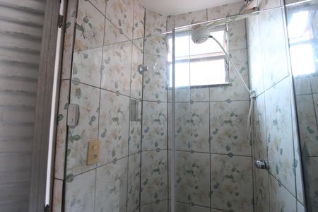 Banheiro de apartamento para alugar com 1 quarto, 55m² em Curicica, Rio de Janeiro