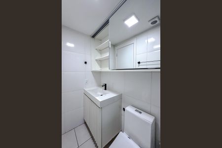 Studio para alugar com 25m², 1 quarto e sem vaga Studio para alugar com 25m², 1 quarto e sem vagaBanheiro da Suíte