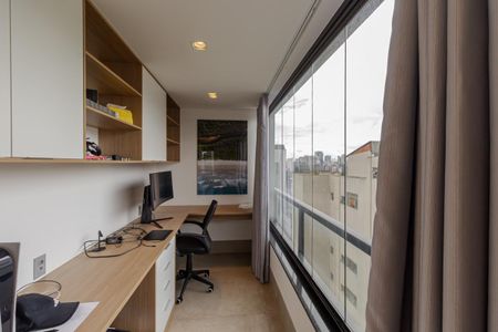 Apartamento para alugar com 115m², 1 quarto e 1 vaga Apartamento para alugar com 115m², 1 quarto e 1 vagaEscritório