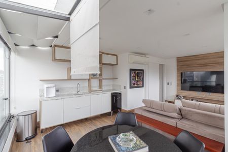 Apartamento para alugar com 115m², 1 quarto e 1 vaga Apartamento para alugar com 115m², 1 quarto e 1 vagaSala de estar com copa