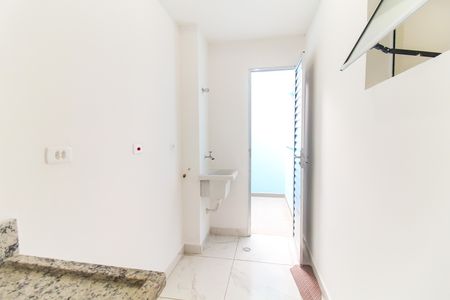Apartamento para alugar com 56m², 2 quartos e 1 vaga Apartamento para alugar com 56m², 2 quartos e 1 vagaCozinha e Área de Serviço