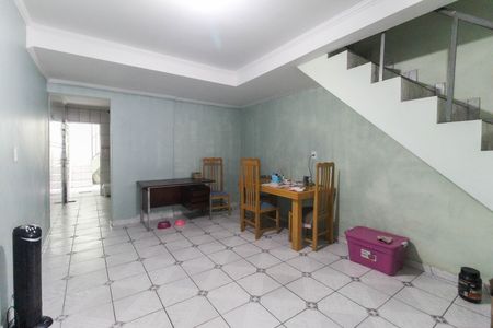 Sala de casa para alugar com 2 quartos, 100m² em Guaianases, São Paulo