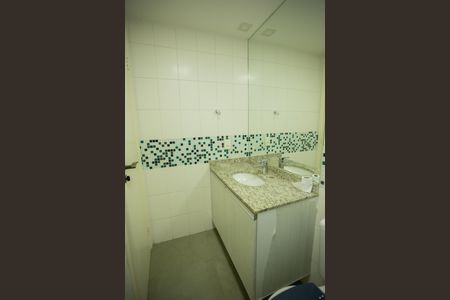 Apartamento para alugar com 88m², 2 quartos e 2 vagas Apartamento para alugar com 88m², 2 quartos e 2 vagasBANHEIRO