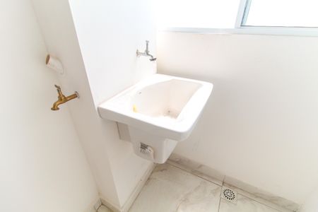 Apartamento para alugar com 56m², 2 quartos e 1 vaga Apartamento para alugar com 56m², 2 quartos e 1 vagaCozinha e Área de Serviço