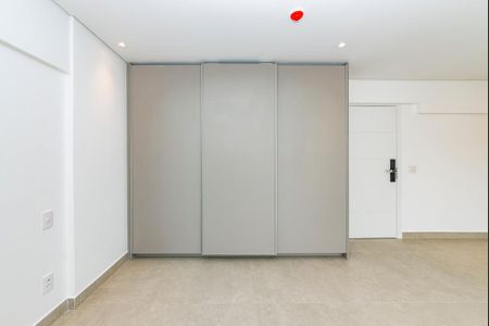 Studio para alugar com 43m², 1 quarto e 2 vagasKitnet