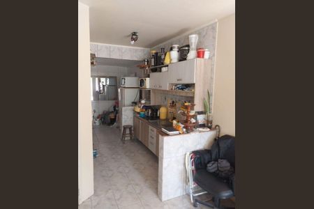 Cozinha de casa de condomínio para alugar com 2 quartos, 60m² em Costa E Silva, Porto Alegre