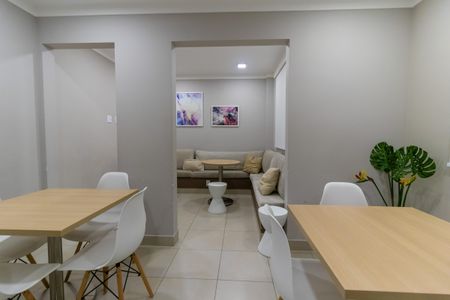 Apartamento à venda com 41m², 2 quartos e 1 vaga Apartamento à venda com 41m², 2 quartos e 1 vagaÁrea comum - Salão de festas