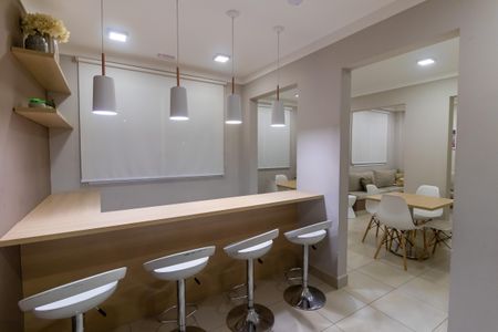 Apartamento à venda com 41m², 2 quartos e 1 vaga Apartamento à venda com 41m², 2 quartos e 1 vagaÁrea comum - Salão de festas