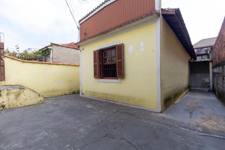 Casa à venda com 255m², 2 quartos e sem vagaQuintal