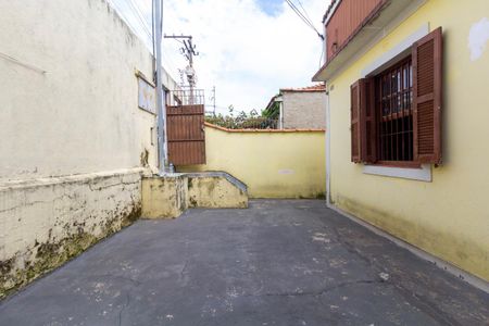 Casa à venda com 255m², 2 quartos e sem vagaQuintal
