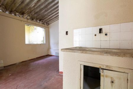 Casa à venda com 255m², 2 quartos e sem vagaSala e Cozinha