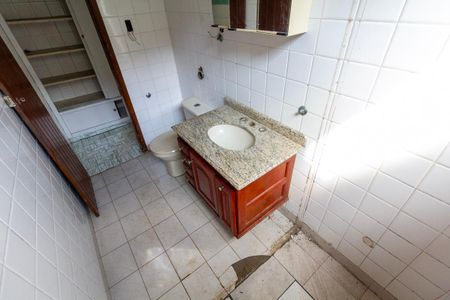 Casa à venda com 255m², 2 quartos e sem vagaBanheiro