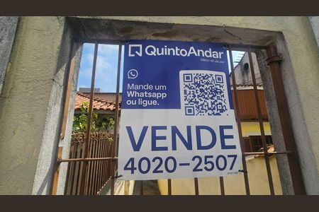Casa à venda com 255m², 2 quartos e sem vagaFachada - plaquinha
