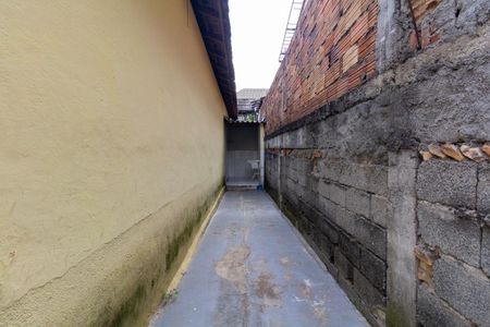 Casa à venda com 255m², 2 quartos e sem vagaQuintal