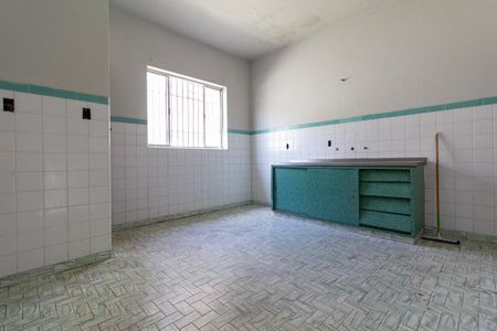 Casa à venda com 255m², 2 quartos e sem vagaCozinha