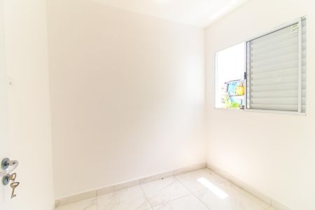 Quarto 2 de apartamento para alugar com 2 quartos, 56m² em Cidade Líder, São Paulo