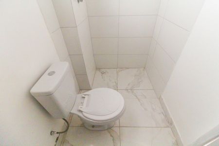 Apartamento para alugar com 56m², 2 quartos e 1 vaga Apartamento para alugar com 56m², 2 quartos e 1 vagaBanheiro