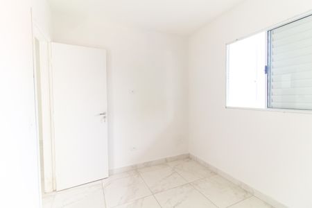Quarto 1 de apartamento para alugar com 2 quartos, 56m² em Cidade Líder, São Paulo