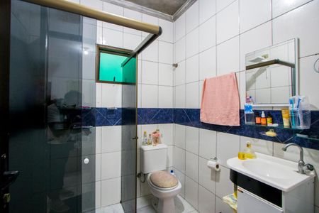 Casa à venda com 366m², 6 quartos e 5 vagas Casa à venda com 366m², 6 quartos e 5 vagasCasa 2 - Banheiro