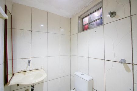 Casa à venda com 366m², 6 quartos e 5 vagas Casa à venda com 366m², 6 quartos e 5 vagasCasa 4 - Banheiro