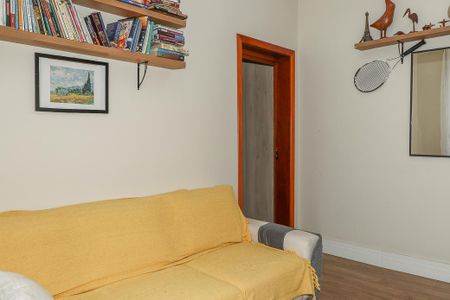 Escritório / Quarto de apartamento à venda com 3 quartos, 220m² em Rio Branco, Porto Alegre