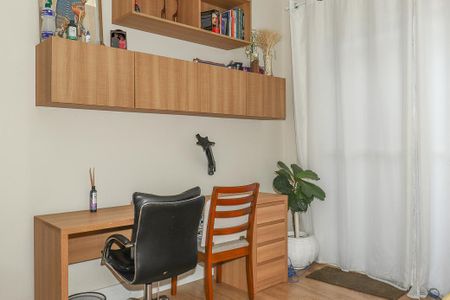 Escritório / Quarto de apartamento à venda com 3 quartos, 220m² em Rio Branco, Porto Alegre