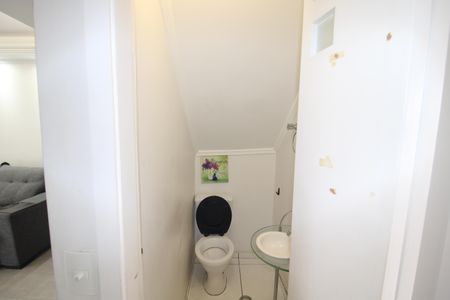 Casa de condomínio à venda com 97m², 2 quartos e 2 vagasLavabo