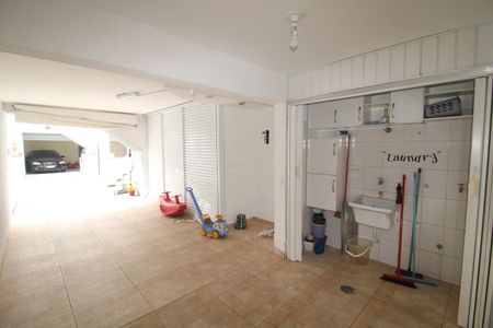 Casa de condomínio à venda com 97m², 2 quartos e 2 vagasGaragem