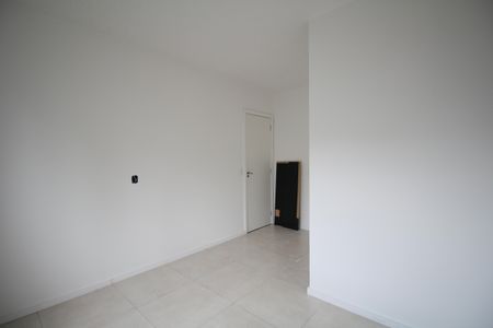 Quarto 2 de apartamento para alugar com 2 quartos, 43m² em Jardim Helga, São Paulo