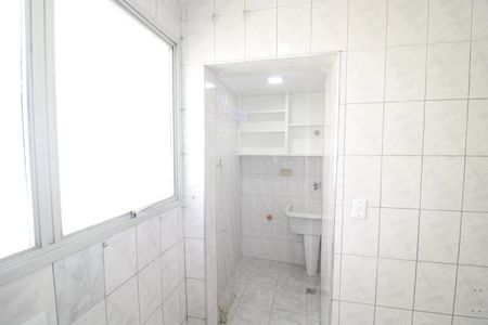Apartamento para alugar com 65m², 2 quartos e 1 vagaÁrea de Serviço