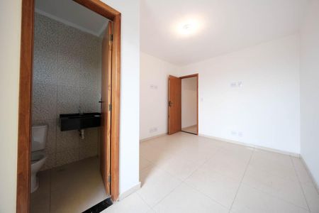 Casa à venda com 100m², 3 quartos e 2 vagasSuíte